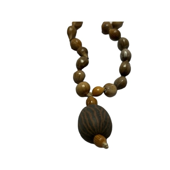 Handmade Seed Beaded Necklace - Picture 2 of 4